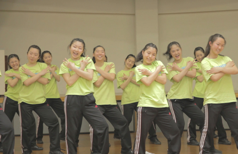 【動画】女子高生ダンス部によるそうだ埼玉全編ダンス【栄北高等学校ダンス部】