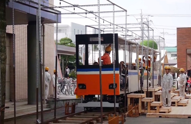 すげえ…埼玉県立川越工業高校の生徒が電車を作っちゃった